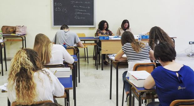 DOCENTI A TEMPO DETERMINATO: QUANTI E QUALI PERMESSI SPETTANO?